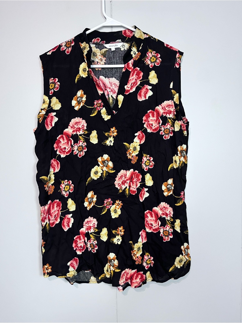Amaryllis Floral Sleeveless Blouse XL Black Pink V-Neck Lightweight Top